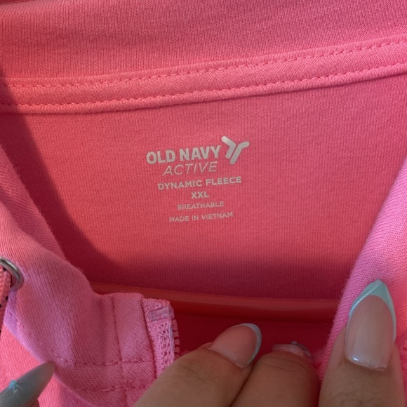 Old Navy dynamic fleece jacket with hood - Picture 2 of 3